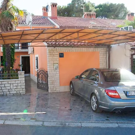 In Porec/istrien 38386 Apartment *