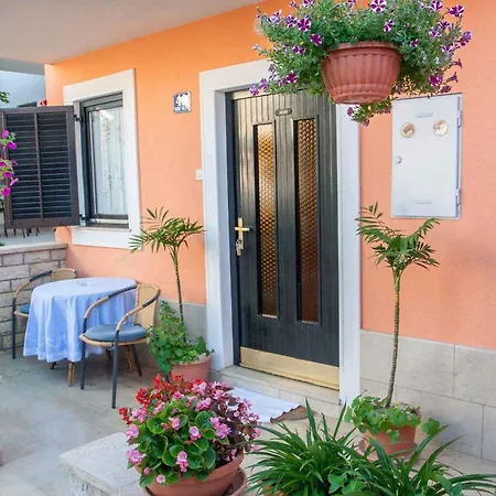 Apartment In Porec/istrien 38386 Porec