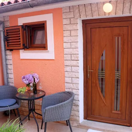 In Porec/istrien 38386 Apartment