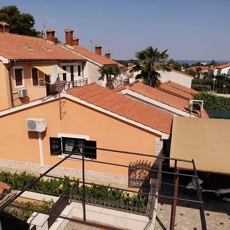Apartment In Porec/istrien 38386 Porec