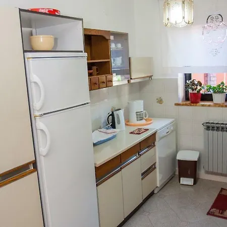 In Porec/istrien 38386 Apartment Porec